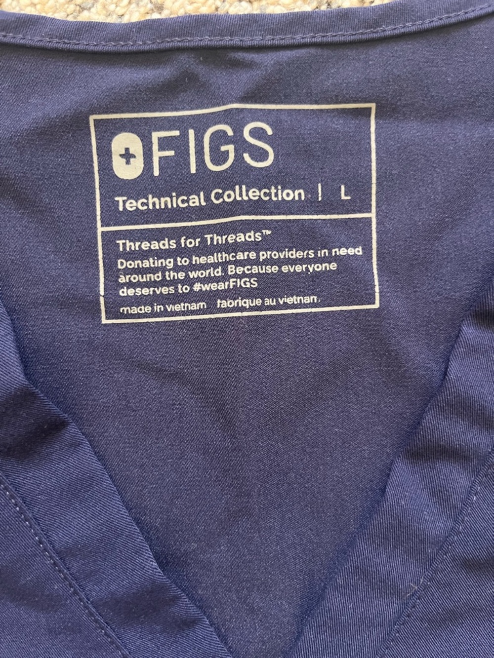 FIGS Scrubs Women’s Casma Top Size Large Livingston Pants Size Large Petite Navy - Picture 3 of 16